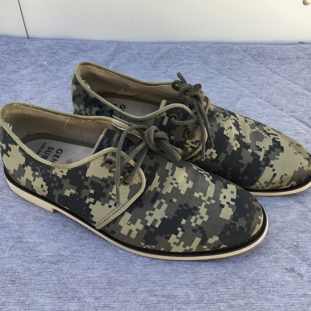 LA Generic Surplus M8 Eur 40.5 PIXEL Camo Canvas!